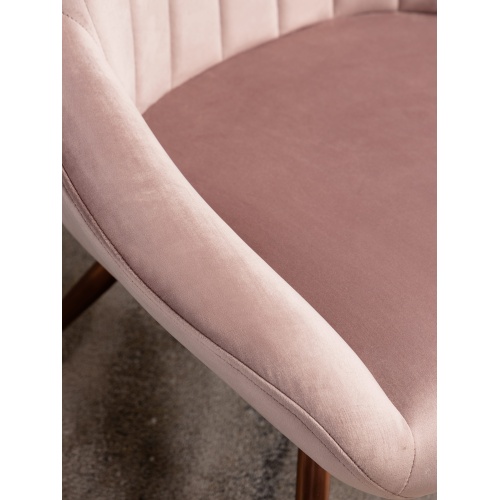 Fotel welurowy Rori różowy różowozłote nogi