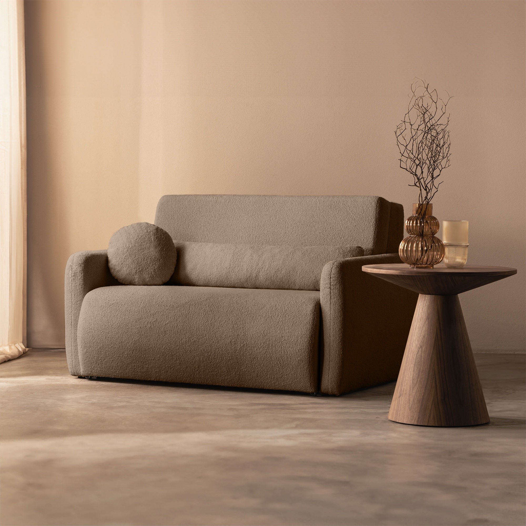 Sofa z funkcją spania i pojemnikiem Diosa, brązowa, boucle