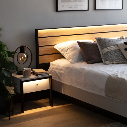 Łóżko ze stelażem i pojemnikiem Gris 160x200 cm, oświetlenie LED, szare/czarne, dąb natura