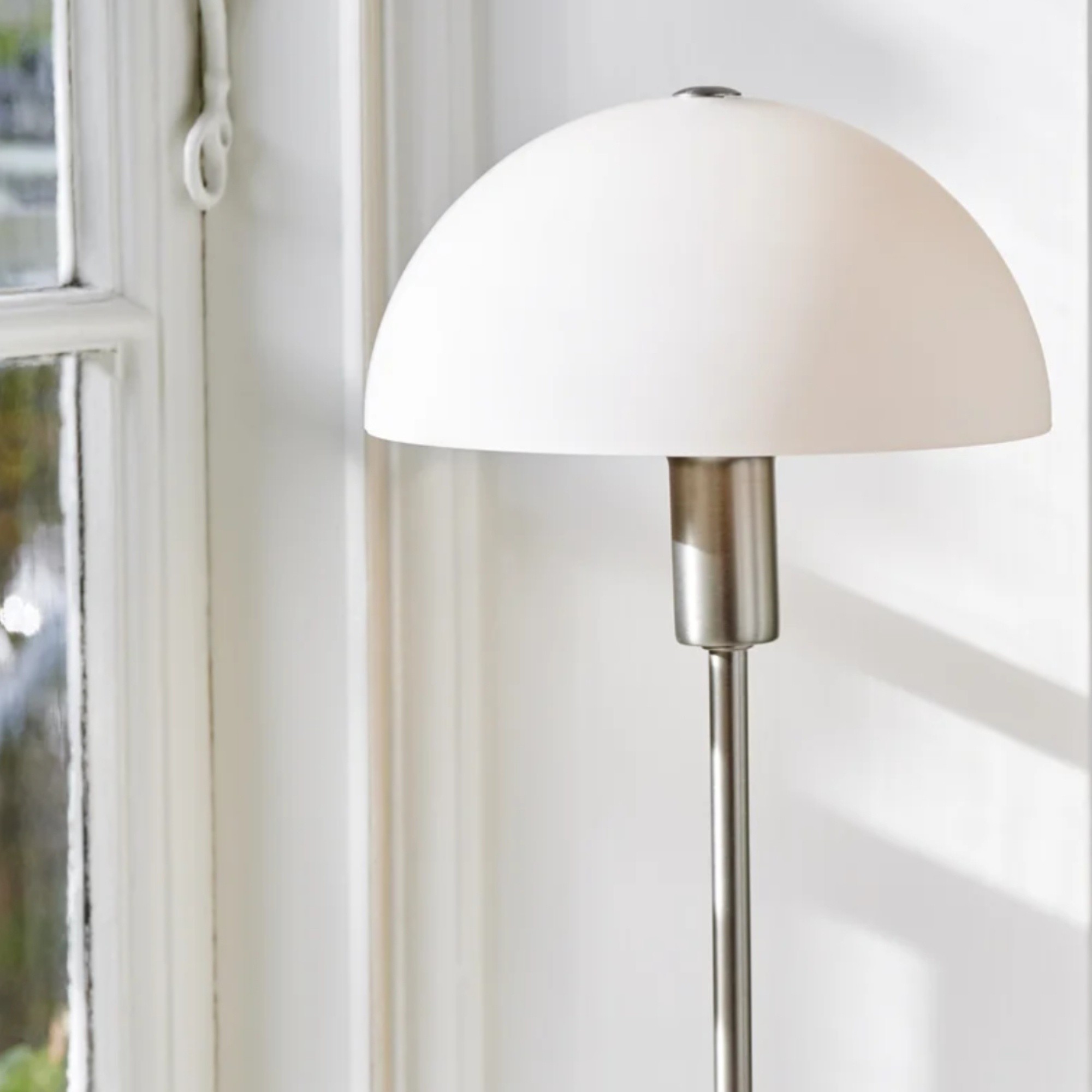 Lampa stołowa grzybek Ellen metalowa ze szklanym kloszem, szczotkowana stal