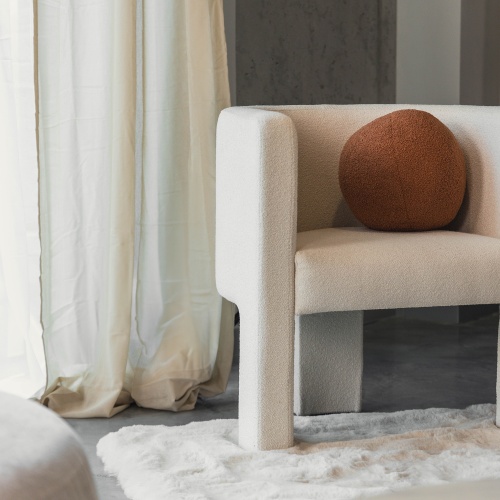 Fotel tapicerowany Milu jasnobeżowy, boucle