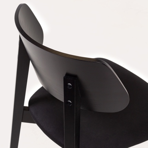 Krzesło drewniane do jadalni Sherris czarne, welurowe