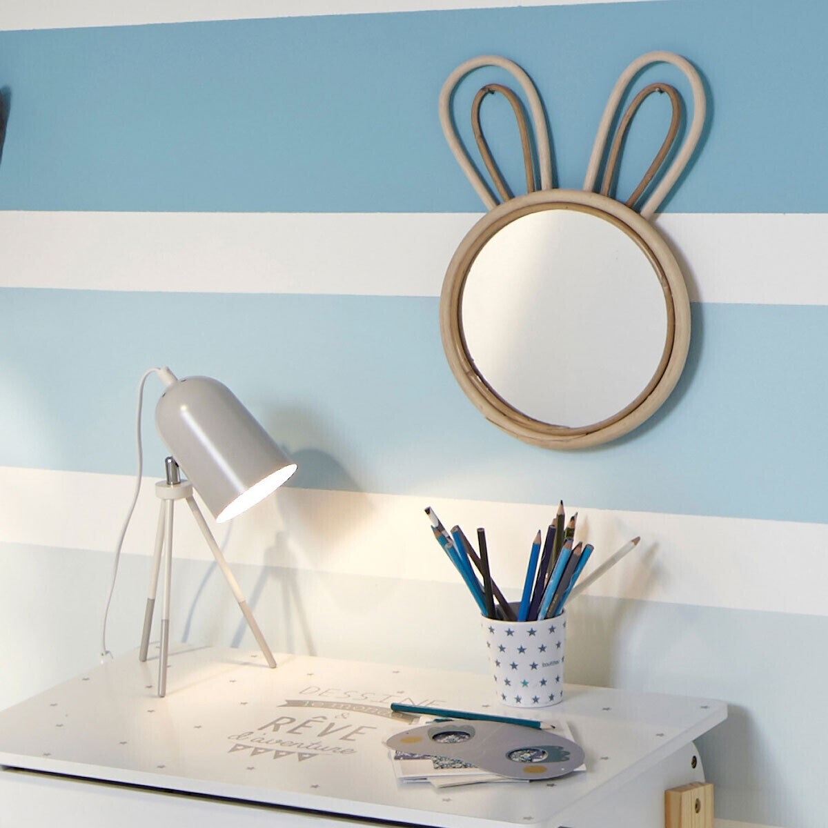 Lustro wiszące w ramie Rabbit, okrągłe, bambus