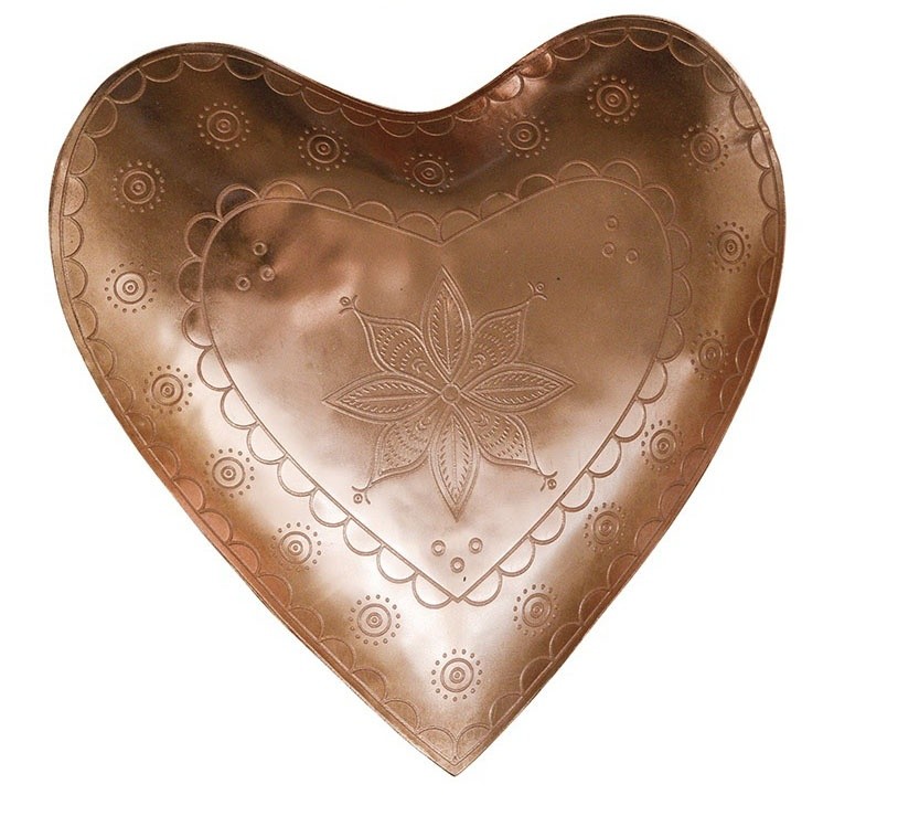 Taca dekoracyjna Heart 24x23 cm metalowa/miedziana