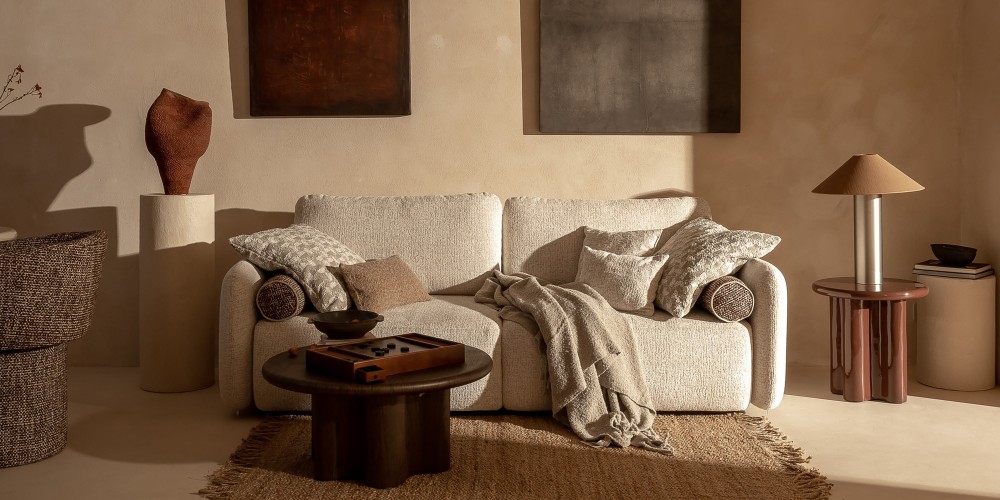 Sofa rozkładana Botse 2P z pojemnikiem, obłe kształty