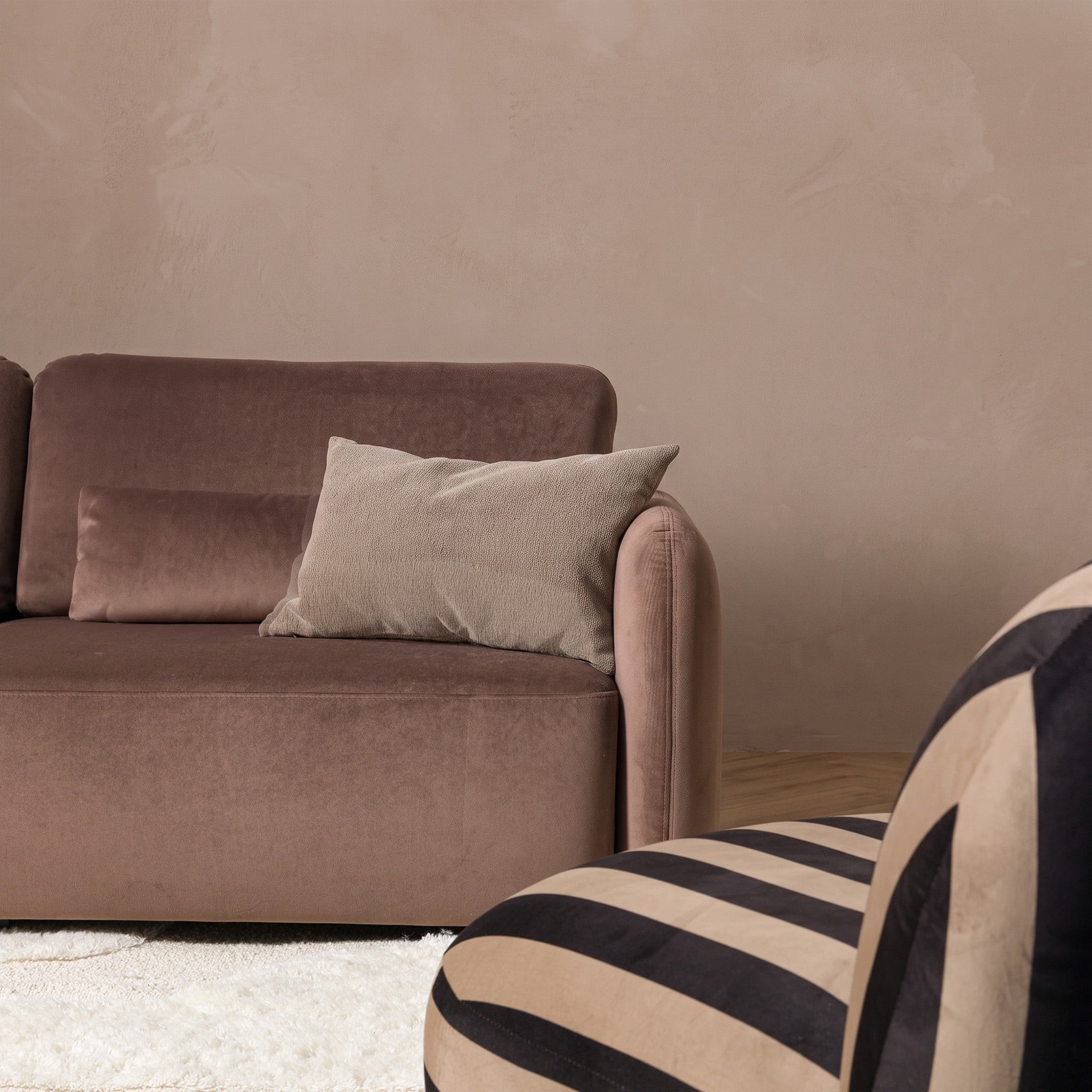 OU-2955 Sofa rozkładana Mossa, pojemnik, obłe kształty, brązowa, welur